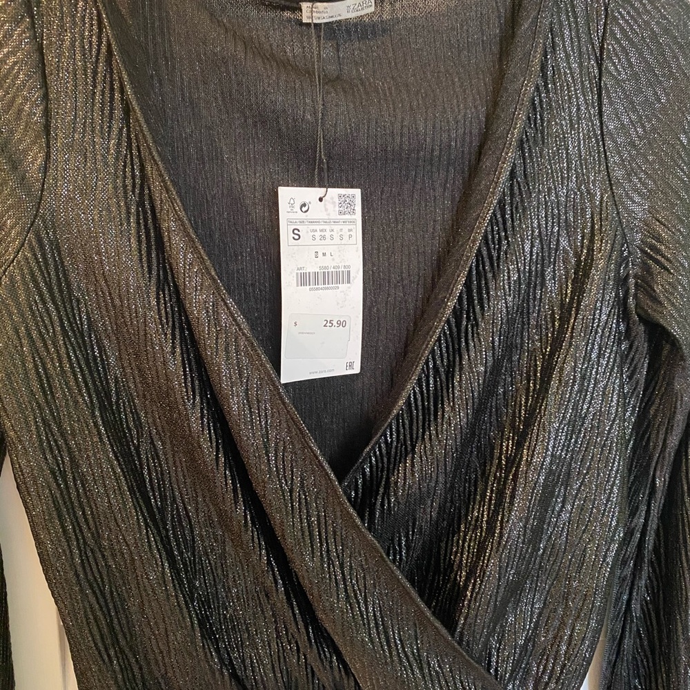 blouse - Picture 6 of 7